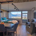 Apartamento Wolfgangsee - Panorama Blick, Parkplatz, Balkon Strobl
