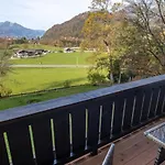 Wolfgangsee - Panorama Blick, Parkplatz, Balkon * ストローブル