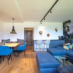 Apartamento Wolfgangsee - Panorama Blick, Parkplatz, Balkon Strobl