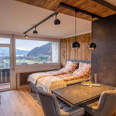 Wolfgangsee - Panorama Blick, Parkplatz, Balkon