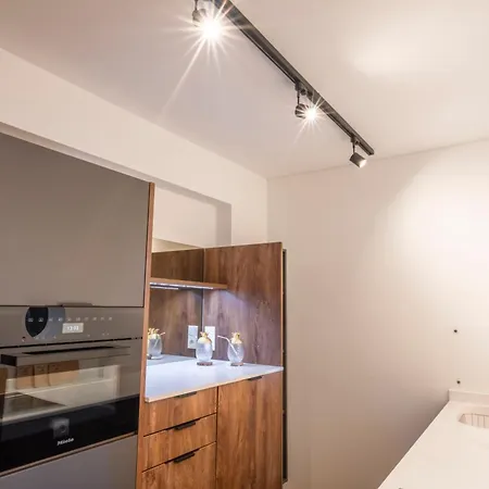 Wolfgangsee - & Bergblick שטרובל