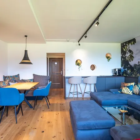 Appartement Wolfgangsee - Panorama Blick, Parkplatz, Balkon Strobl
