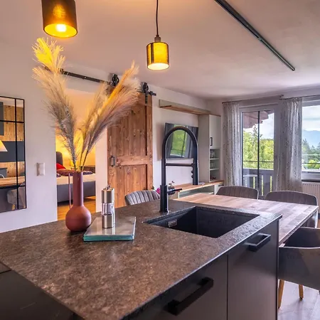 Wolfgangsee - & Bergblick