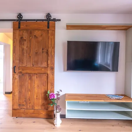 Wolfgangsee - Panorama Blick, Parkplatz, Balkon