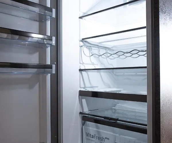 Wolfgangsee - Panorama Blick, Parkplatz, Balkon *