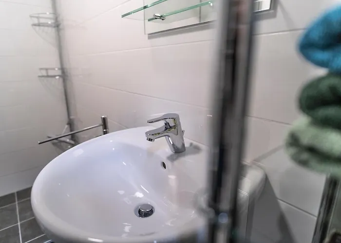 Wolfgangsee - Panorama Blick, Parkplatz, Balkon * Strobl