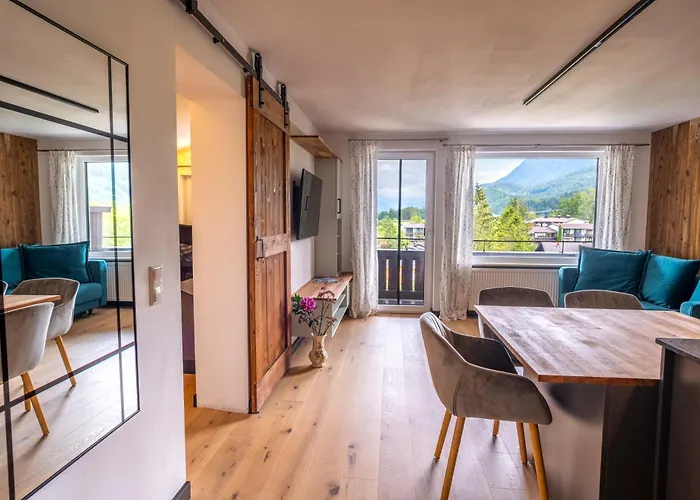 Wolfgangsee - Panorama Blick, Parkplatz, Balkon Appartement Strobl